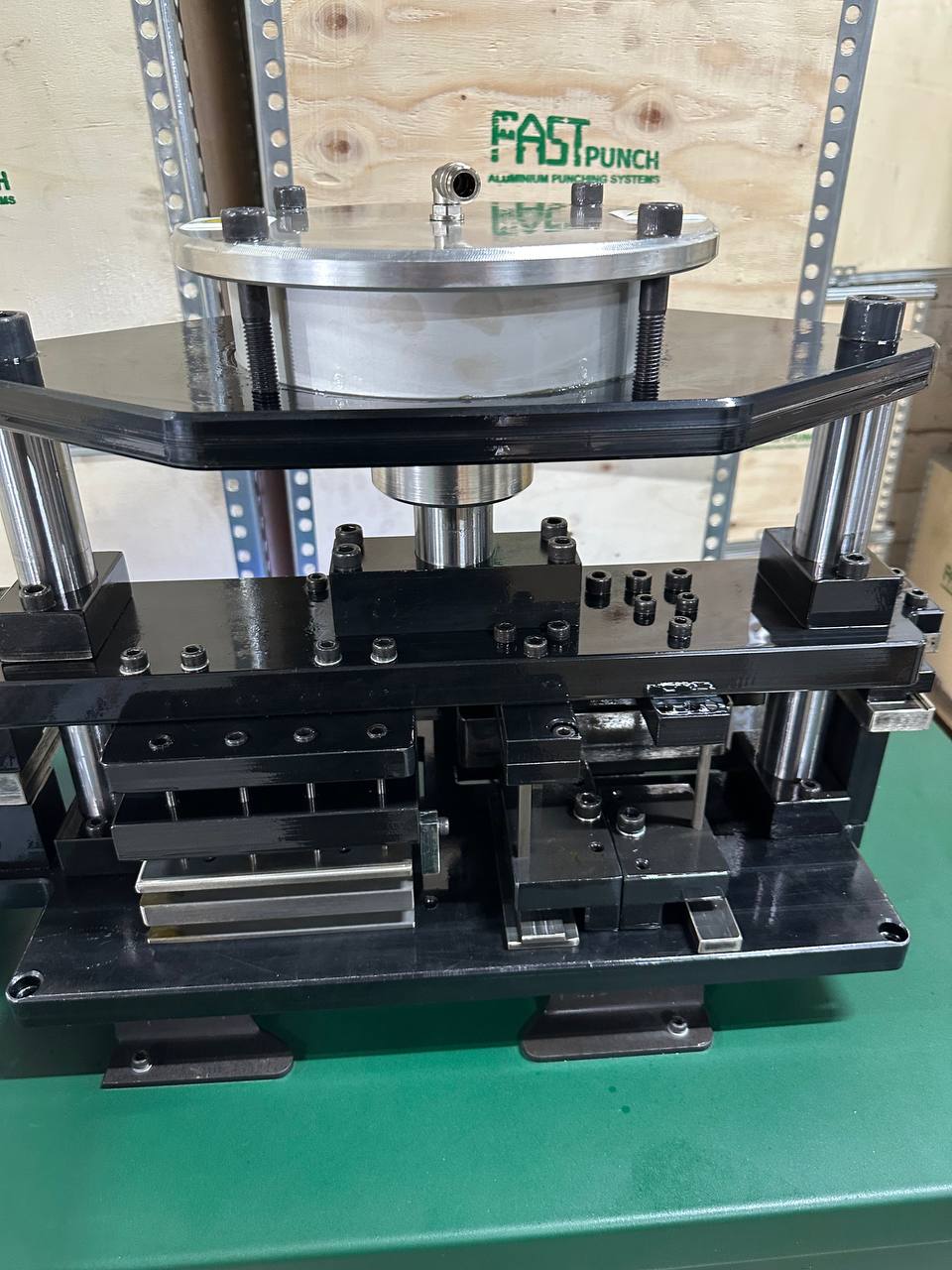 Fast Punch - Cephe Orta Kayıt Kertme Makinesi